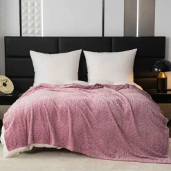 Koc różowy 200x220 cm mikrofibra Cotton World miękki ciepły pled narzuta na łóżko KHT-60