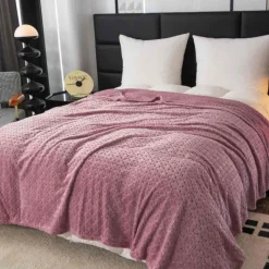 Koc różowy 200x220 cm mikrofibra Cotton World miękki ciepły pled narzuta na łóżko KHT-60