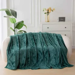 Koc 160x200 cm mikrofibra Cotton World miękki ciepły pled narzuta na łóżko zieleń butelkowa KHP-44