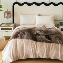 Koc z realistycznym nadrukiem nadrukiem 160x200 miękki pled narzuta na łóżko Cotton World KSM 93 wzór kotek