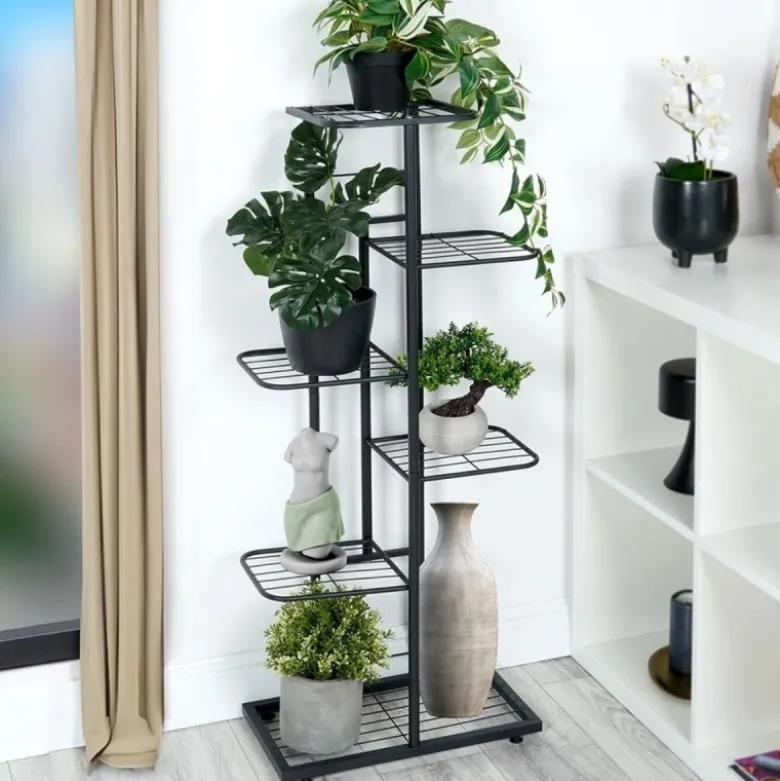 Kwietnik metalowy 106 cm czarny 6-poziomowy stojak na kwiaty i dekoracje Vilde