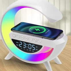 Lampka LED zegar z radiem Blutooth budzikiem i ładowarką QI 2520