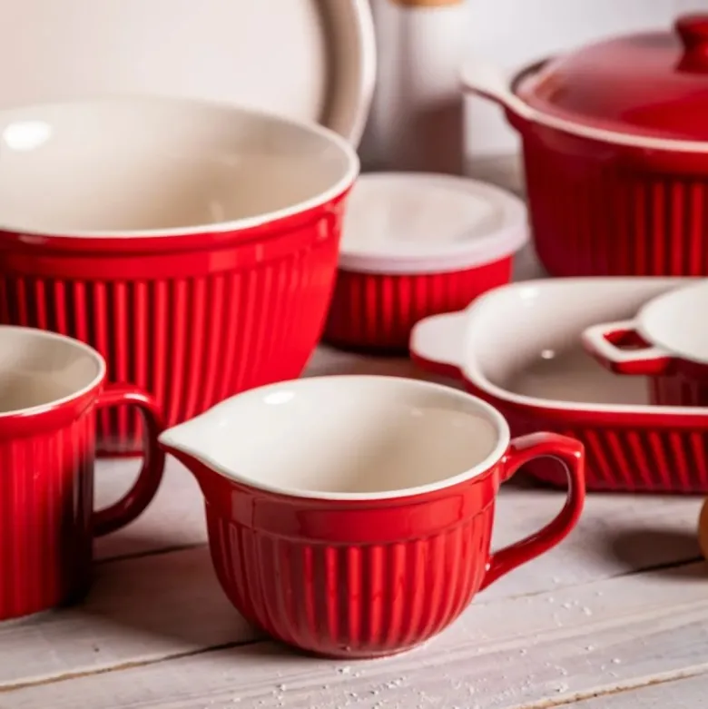 Miska ceramiczna z uchwytem i wylewką czerwona 13,5 cm Altom Design Red Chilli