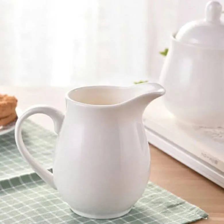 Mlecznik porcelanowy Bianco dzbanuszek na mleko śmietankę