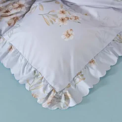 Pościel z falbanką 140x200 mikrofibra Cotton World 2 części niebieska w kwiaty 2905