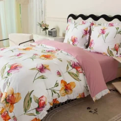 Pościel z falbanką 160x200 mikrofibra Cotton World 3 części różowa w kwiaty 2903
