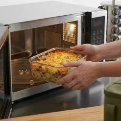 Pojemniki szklane kwadratowe lunchbox GierekHoff Corio GH 1115 zestaw 4 sztuki żaroodporne hermetyczne 800/520/320/150 ml