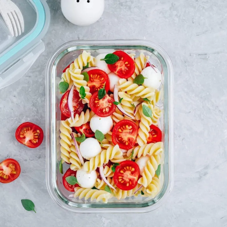 Pojemniki szklane prostokątne lunchbox GierekHoff Corio GH 1103 zestaw 4 sztuki żaroodporne hermetyczne 1520/1050/640/370 ml