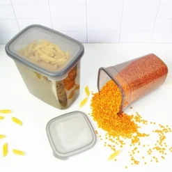 Pojemnik kuchenny z pokrywką na produkty sypkie wysoki czarny 1,85L Vilde