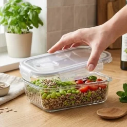 Pojemnik 640 ml na żywność jedzenie pudełko z pokrywką lunchbox prostokątny hermetyczny Mariet Florina