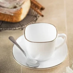 Serwis kawowy filiżanki białe kwadratowe z złotym rantem i spodkiem do kawy i herbaty 210 ml Kinghoff