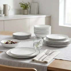 Serwis obiadowy porcelanowy GierekHoff Linea 18 elementów zestaw talerzy dla 6 osób białe z czarnym paskiem 1218