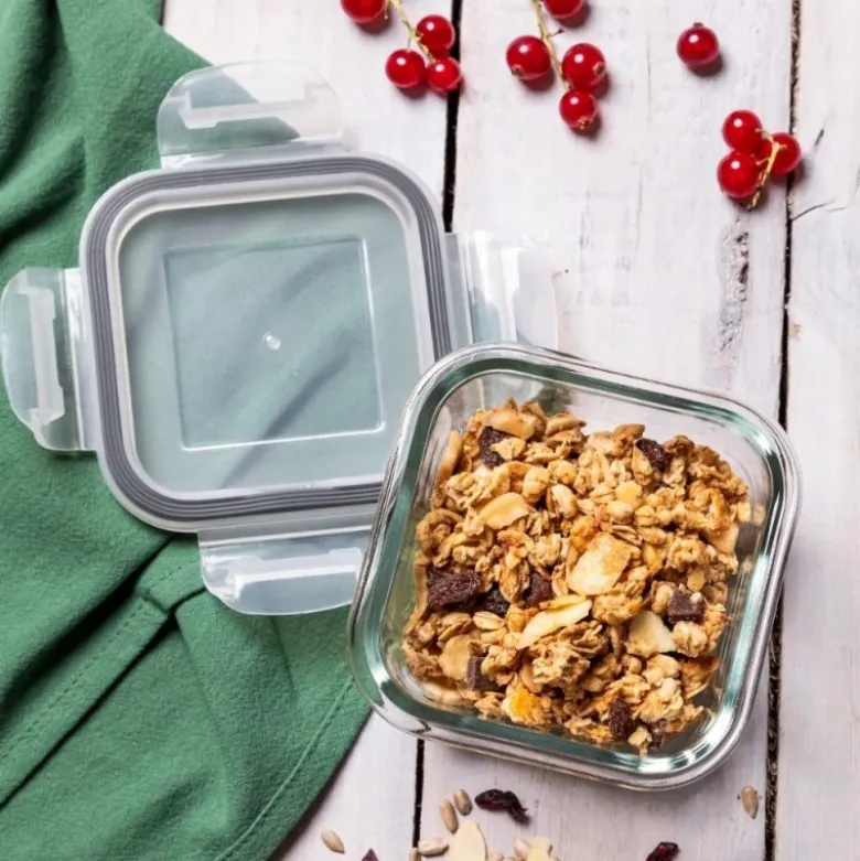 Szklany pojemnik 300 ml na żywność jedzenie Altom Design Fresh pudełko z pokrywką lunchbox kwadratowy hermetyczny