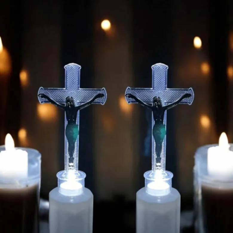 Wkład LED do znicza figurka krzyża 18 cm białe światło