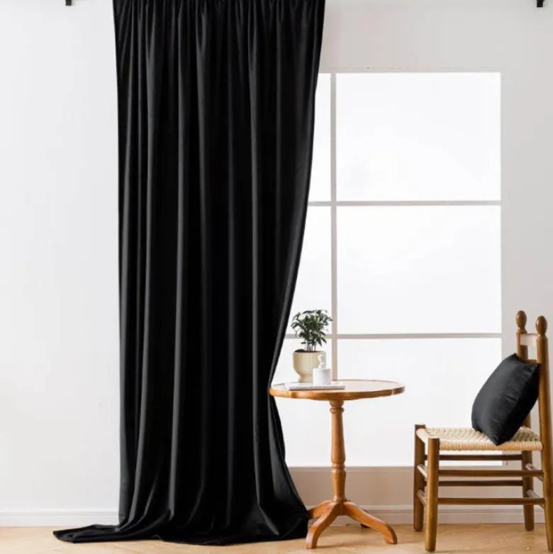 Zasłony zaciemniające na taśmie Cotton World Velvet na taśmie 140x250 cm czarne