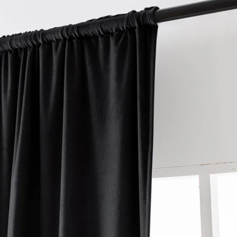 Zasłony zaciemniające na taśmie Cotton World Velvet na taśmie 140x250 cm czarne