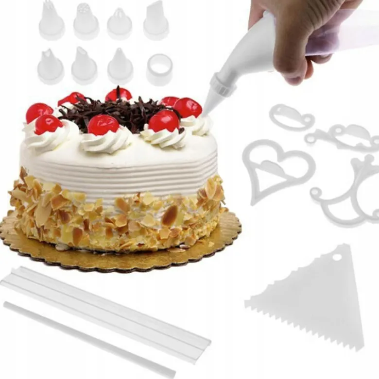 Zestaw do dekoracji tortów ciast 100 el w plastikowym pudełku