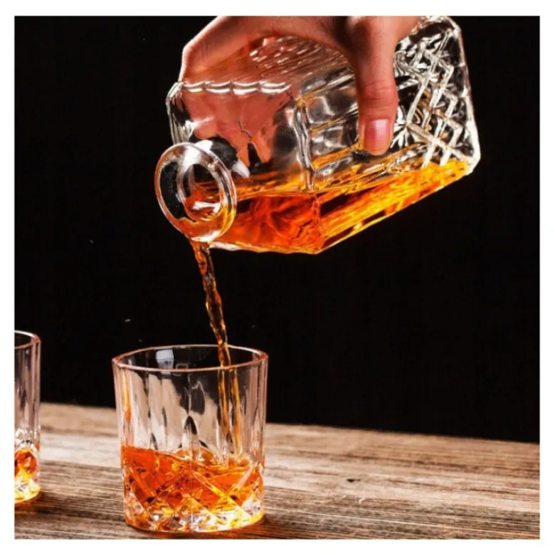 Zestaw do whisky karafka szklana 850 ml + 6 grubych szklanek 280 ml