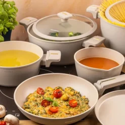 Zestaw garnków aluminiowych beżowych z powłoką nieprzywierającą 12 el. komplet z patelnia wraz z rondlem Klausberg