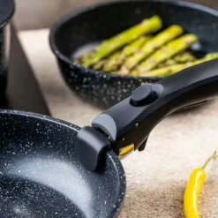 Zestaw garnków z odpinaną rączka komplet 3 sztuk czarne marmurkowe Klausberg KB 7858